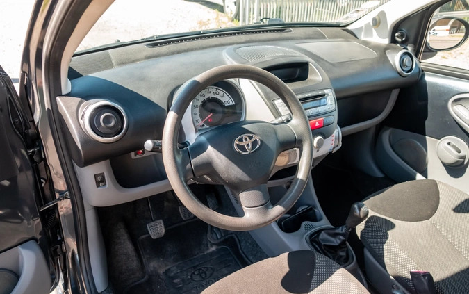 Toyota Aygo cena 10000 przebieg: 216034, rok produkcji 2009 z Rybnik małe 232